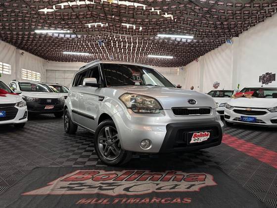 KIA SOUL 1.6 EX 16V FLEX 4P MANUAL KIA SOUL 1.6 EX 16V FLEX 4P MANUAL
